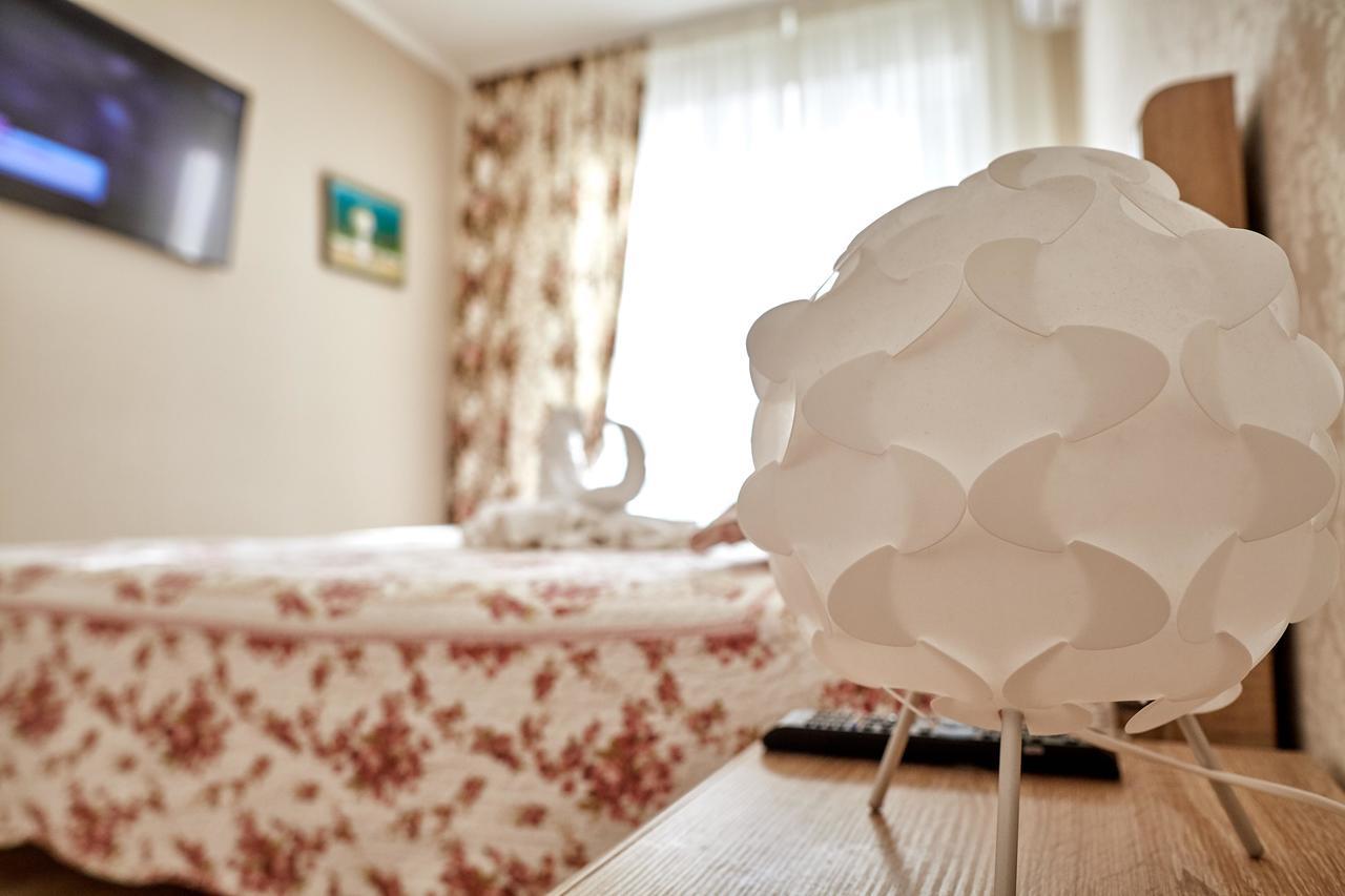 City Center Lux Family Apartment Виниця Екстериор снимка