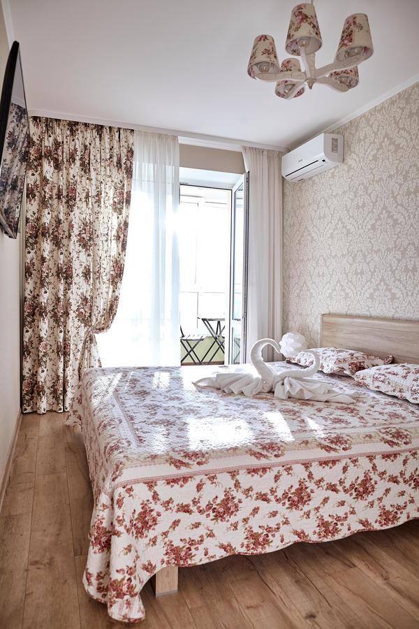 City Center Lux Family Apartment Виниця Екстериор снимка
