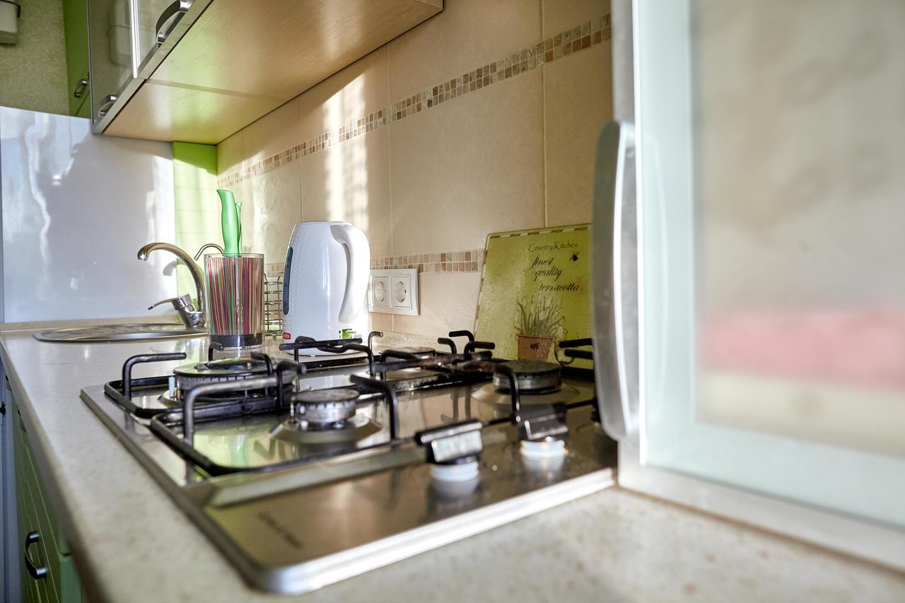City Center Lux Family Apartment Виниця Екстериор снимка
